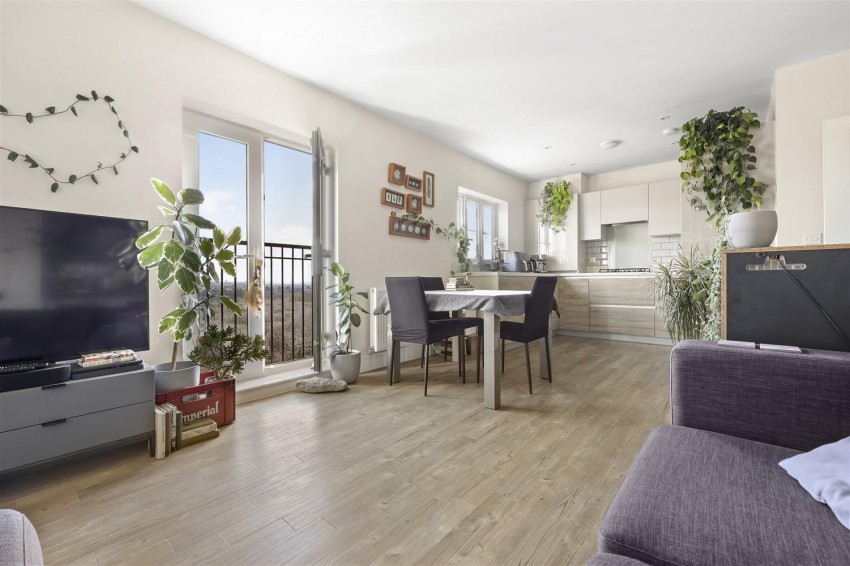 Images for Blackthorn Avenue, Chigwell