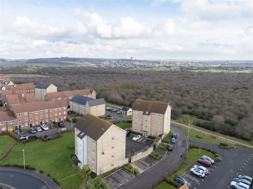 Images for Blackthorn Avenue, Chigwell