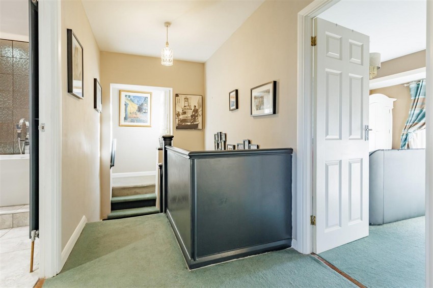 Images for Aldeburgh Dale, Harlow Road, Moreton