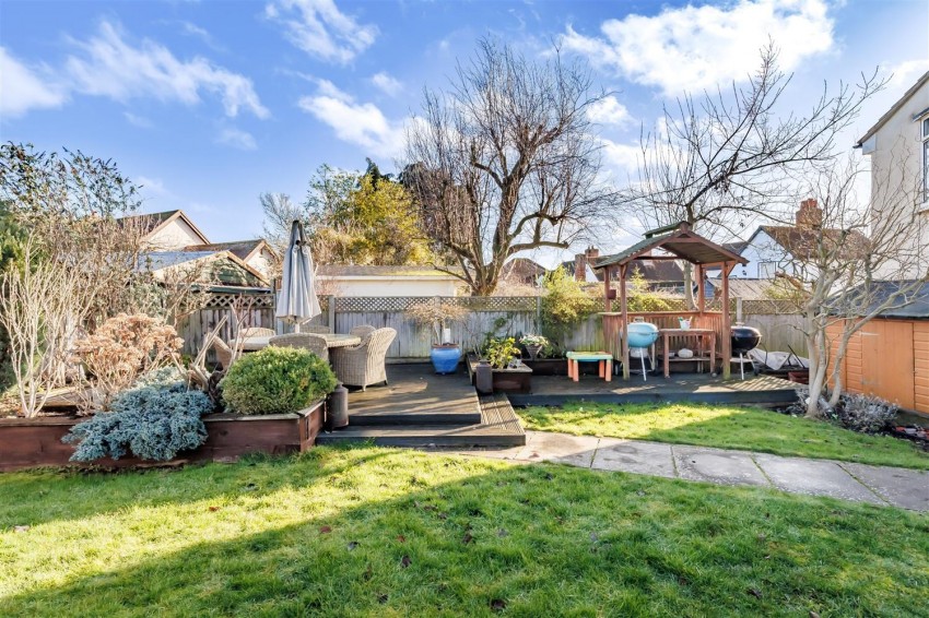 Images for Aldeburgh Dale, Harlow Road, Moreton