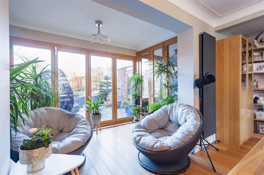 Images for Aldeburgh Dale, Harlow Road, Moreton