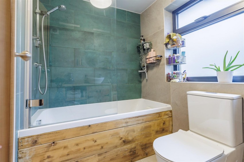 Images for Crows Road, Epping