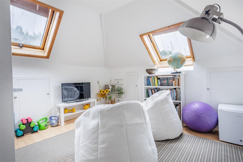 Images for Crows Road, Epping