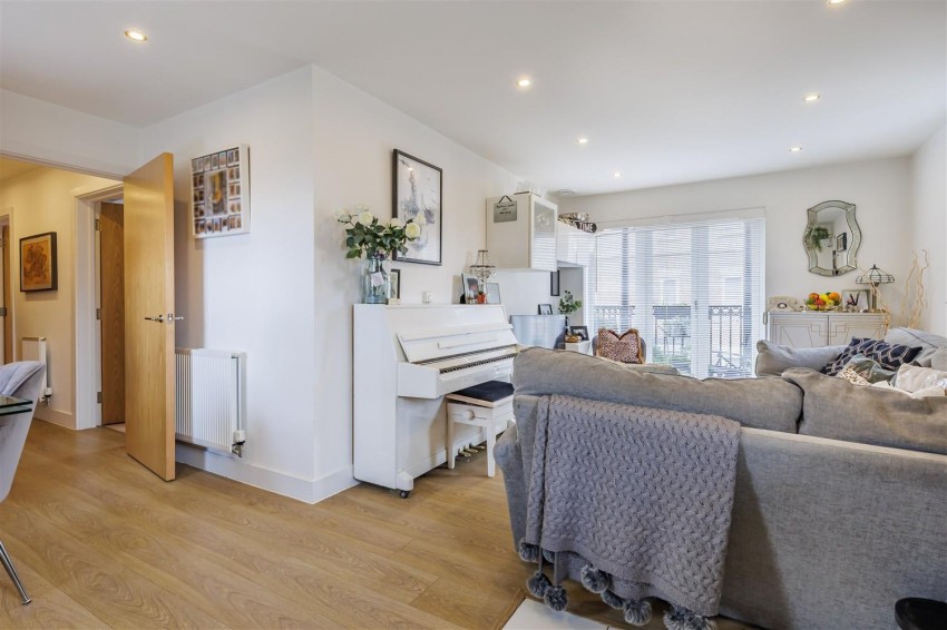 Images for Buckingham Road, Epping