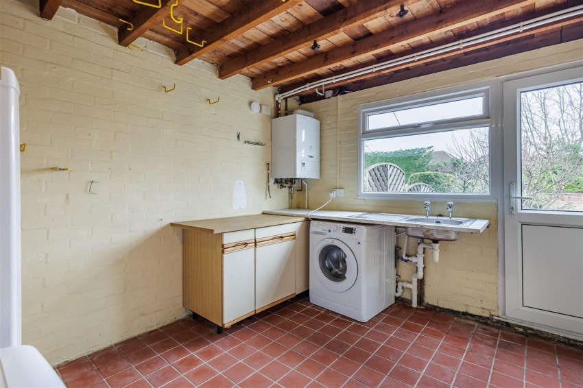 Images for Thornhill, North Weald