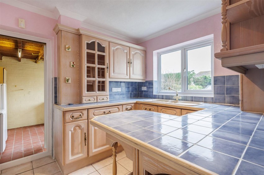 Images for Thornhill, North Weald