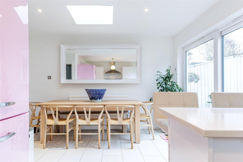 Images for James Street, Epping