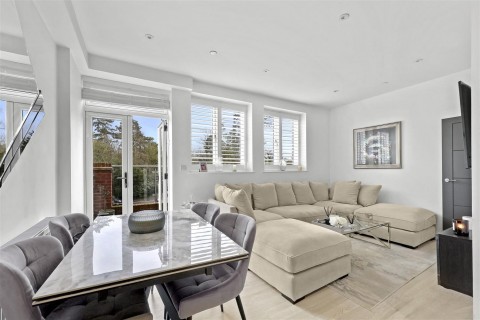 View Full Details for Ashwells Road, Pilgrims Hatch.