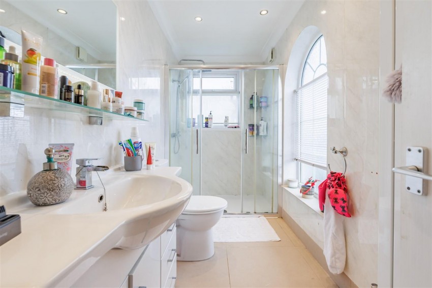 Images for Larkshall Crescent, Chingford, Waltham Forest