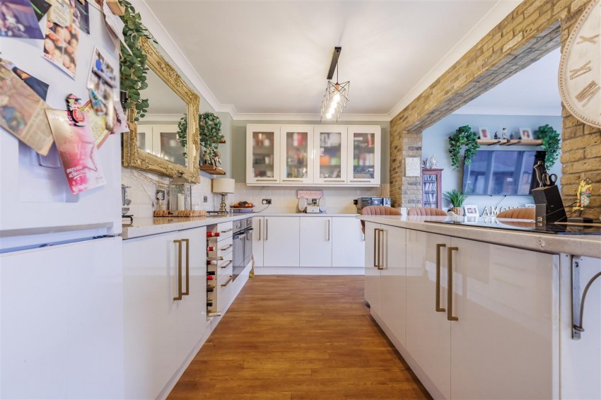 Images for Larkshall Crescent, Chingford, Waltham Forest