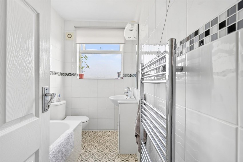 Images for Inverness Drive, Hainault