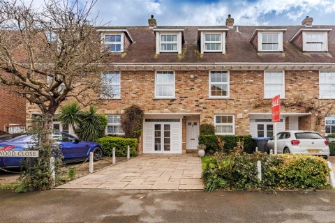 View Full Details for Wedgewood Close, Epping