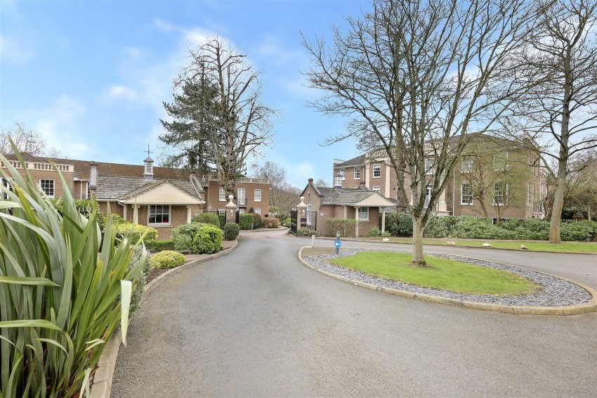 Images for Bower Hill, Epping