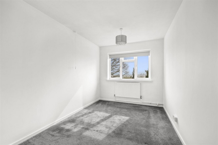 Images for Centre Avenue, Epping