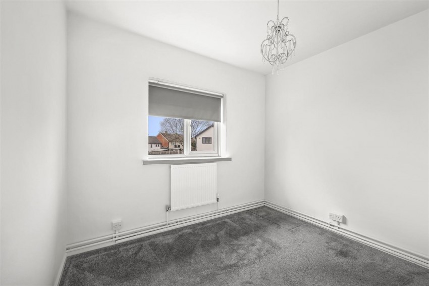 Images for Centre Avenue, Epping