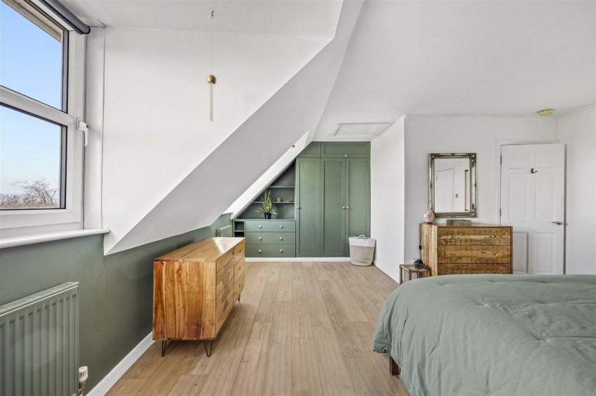 Images for Theydon Grove, Epping