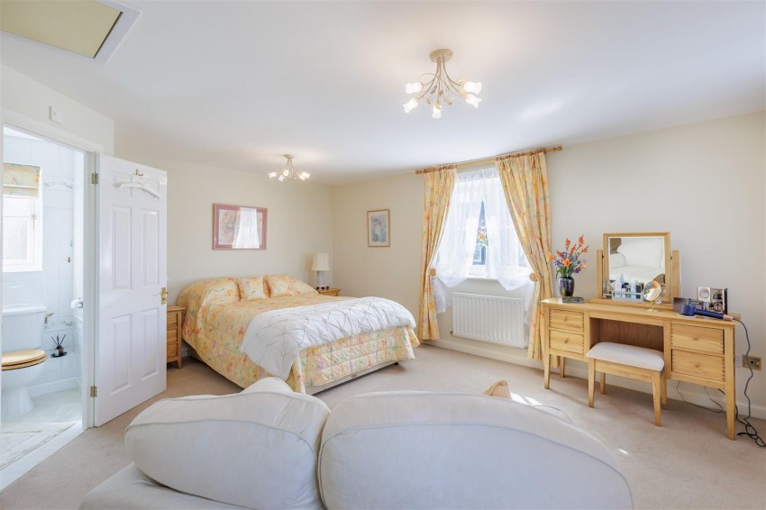 Images for Tempest Mead, North Weald, Epping