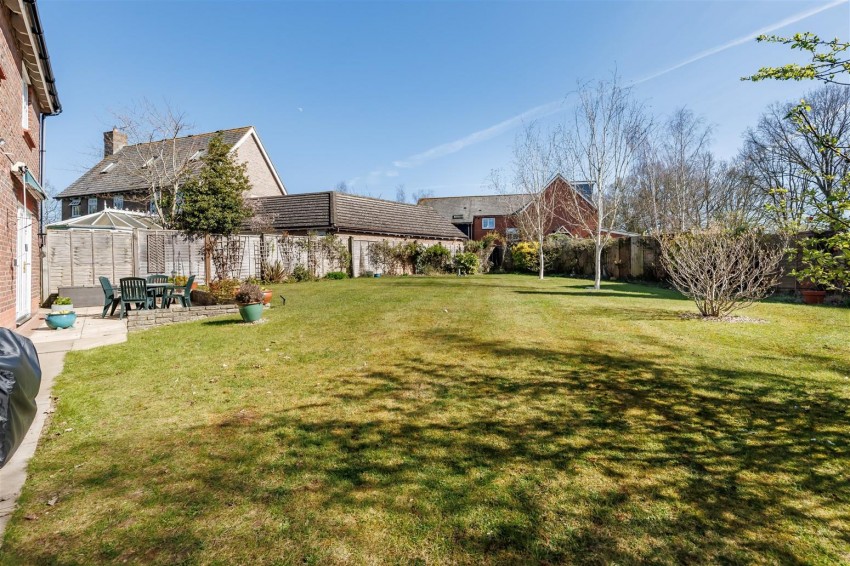 Images for Tempest Mead, North Weald, Epping