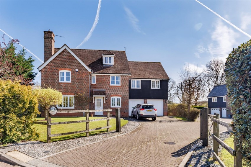 Images for Tempest Mead, North Weald, Epping