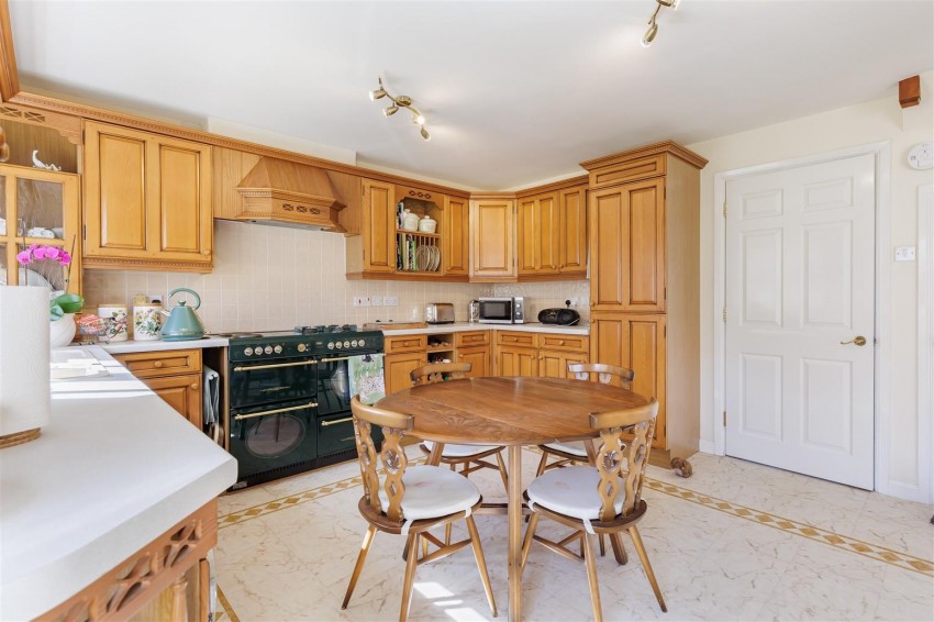 Images for Tempest Mead, North Weald, Epping