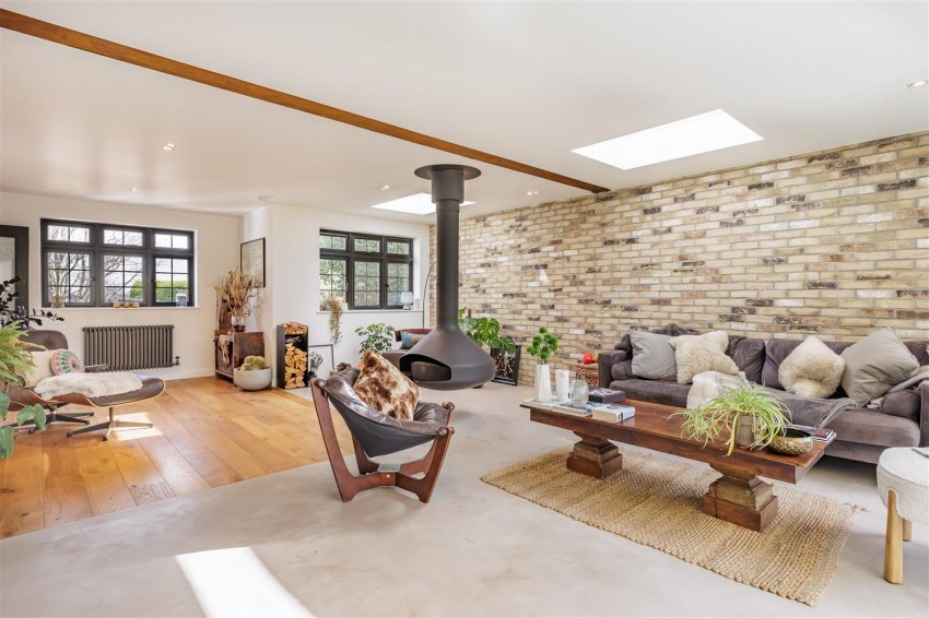 Images for Takleys manor cottage, Epping Upland