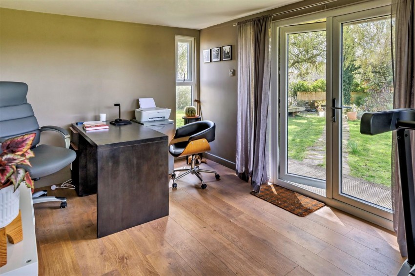 Images for Takleys manor cottage, Epping Upland