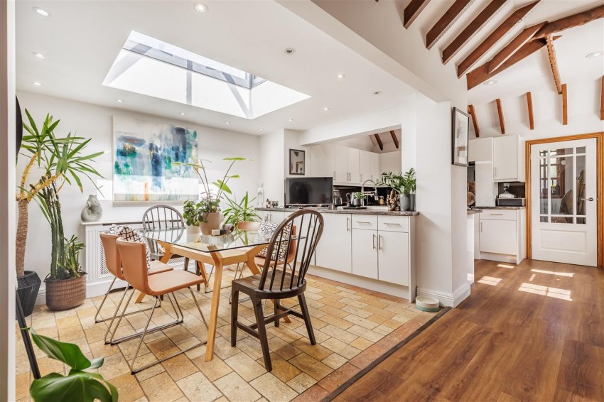 Images for Takleys manor cottage, Epping Upland