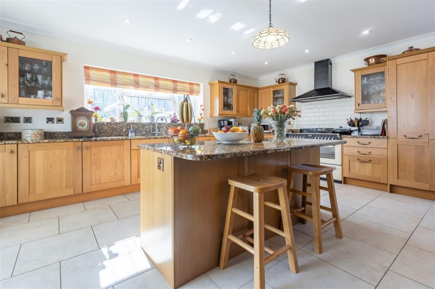 Images for Loughton Lane, Theydon Bois