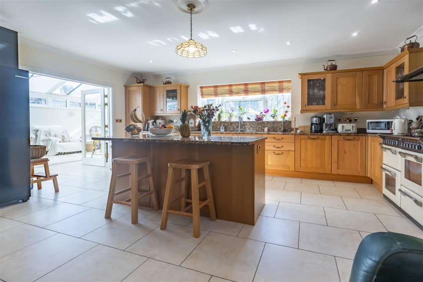 Images for Loughton Lane, Theydon Bois