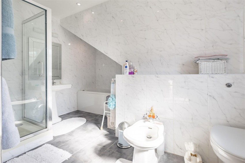 Images for Loughton Lane, Theydon Bois