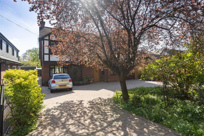 Images for Loughton Lane, Theydon Bois