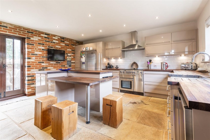 Images for The Hall Barns, School Road, Stanford Rivers