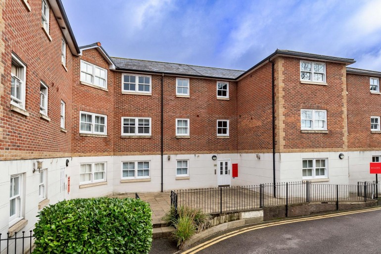Hemnall Street, Epping