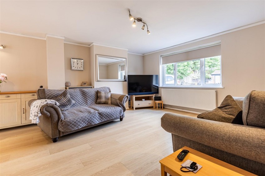 Images for Highland Avenue, Loughton