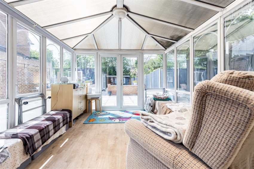 Images for Highland Avenue, Loughton