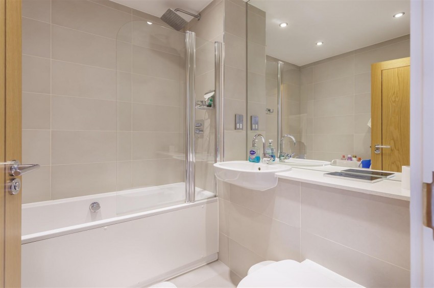 Images for Mowbray Close, Epping