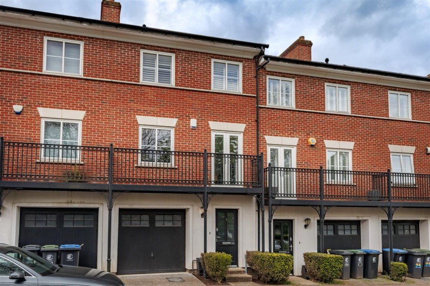 Images for Mowbray Close, Epping