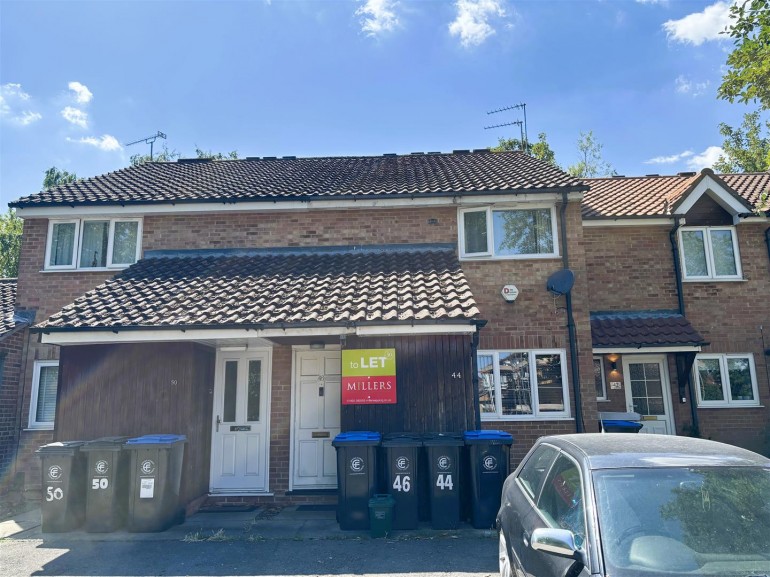 Hampden Close, North Weald