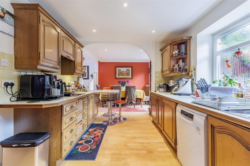 Images for Eatons Mead, Chingford