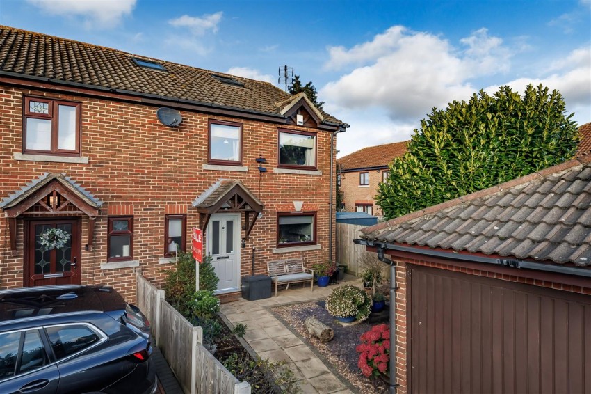 Images for Green Close, Epping Green