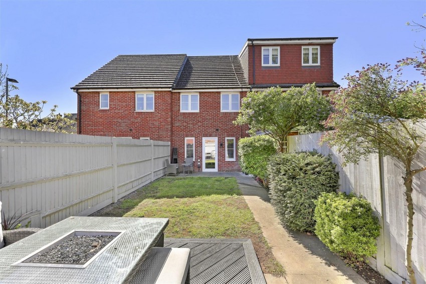 Images for Kings Wood Park, Epping