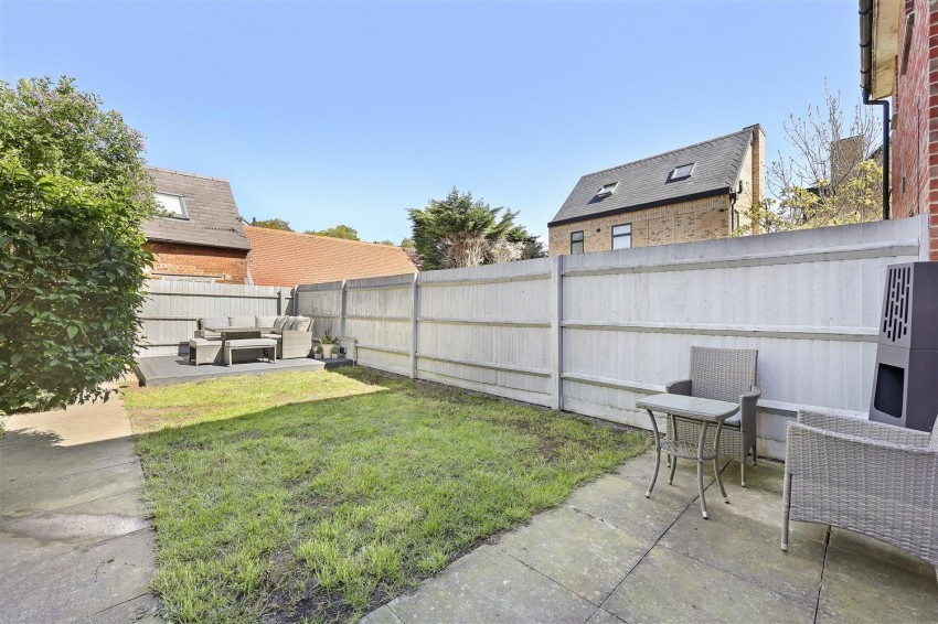 Images for Kings Wood Park, Epping