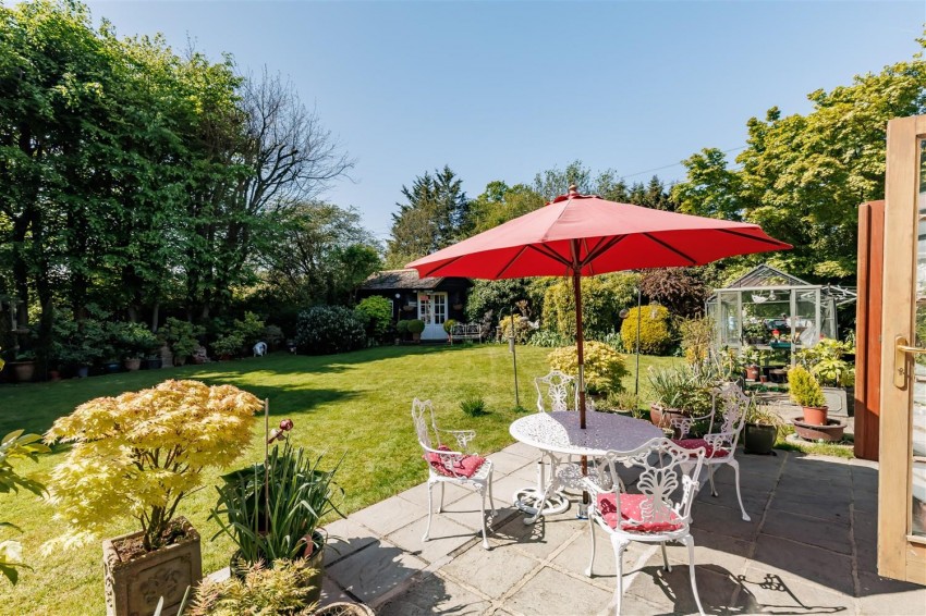 Images for The Elms, Masons Bridge Farm Rd, Fiddlers Hamlet, Epping