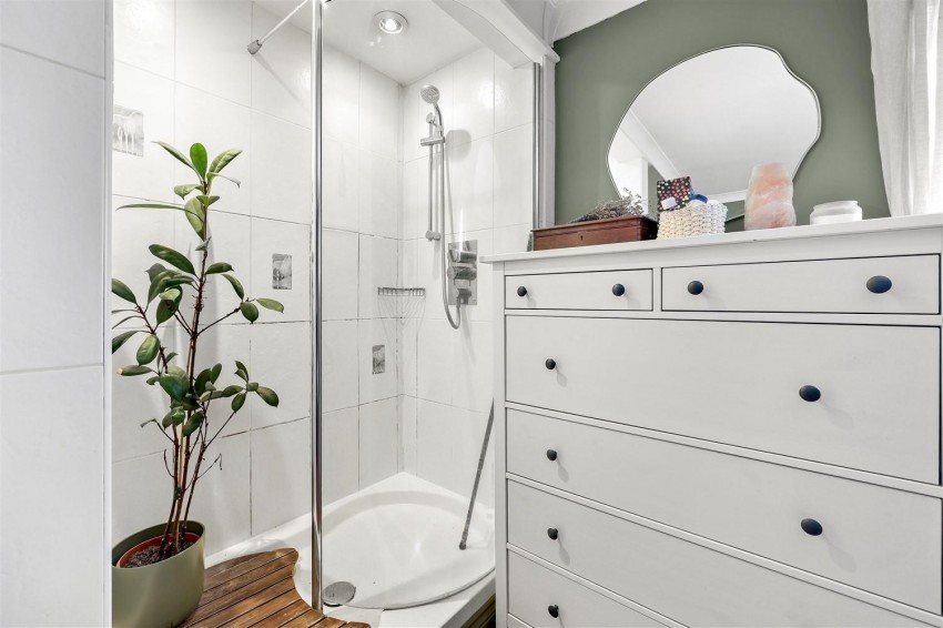 Images for Bridge Hill, Epping