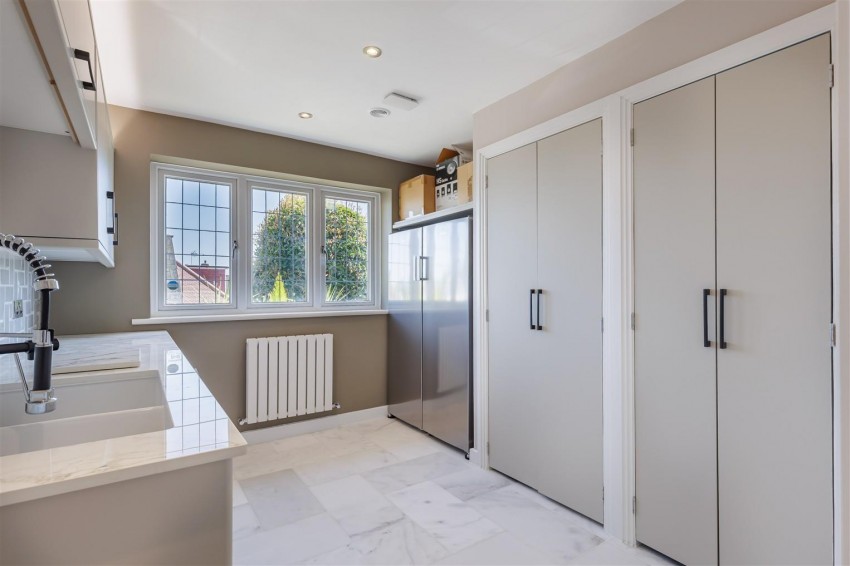 Images for Ravensmere, Epping