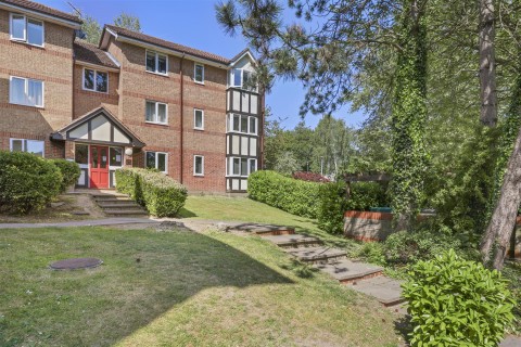 View Full Details for Woodland Grove, Epping