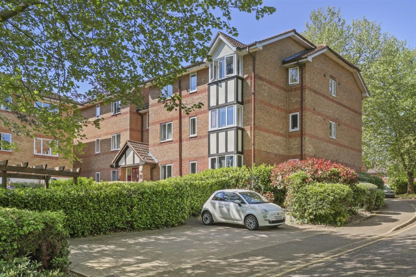 Images for Woodland Grove, Epping