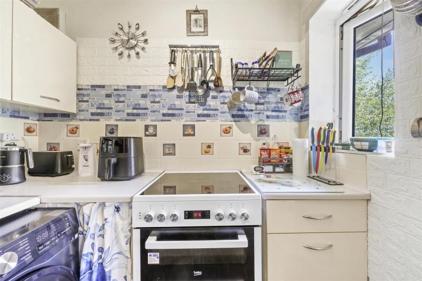 Images for Woodland Grove, Epping