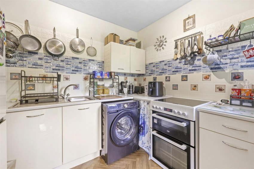 Images for Woodland Grove, Epping