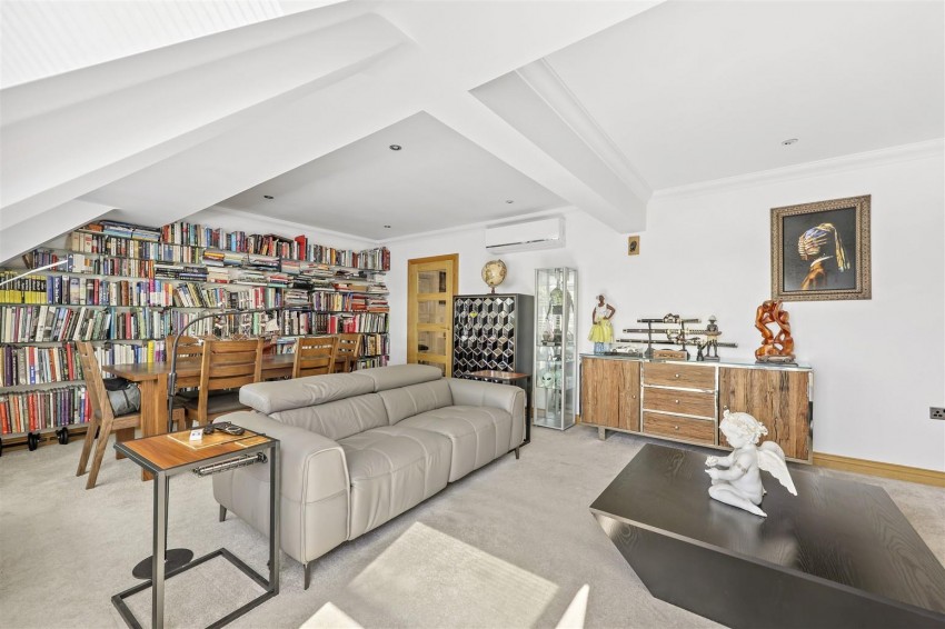 Images for Crows Road, Epping